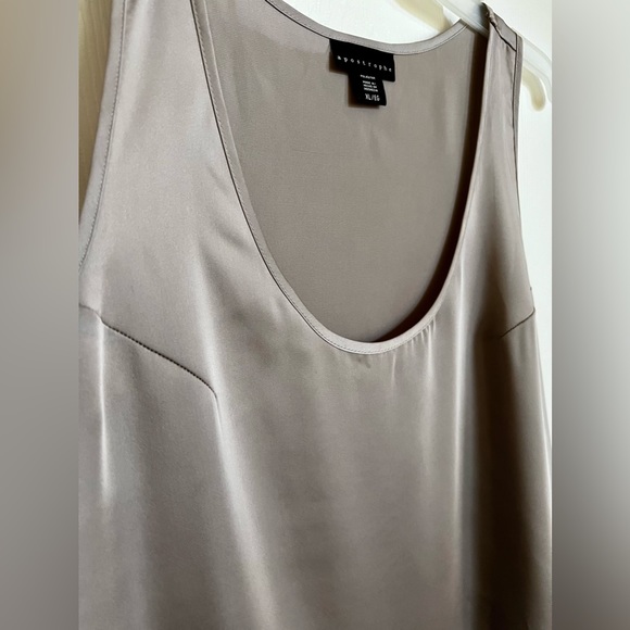 Open Front 3/4 Sleeves Crochet Sweater, & coordinating Tank Top. Taupe. - Picture 12 of 15